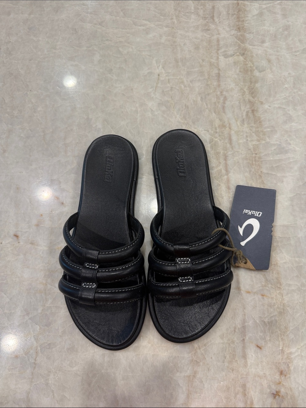 OluKai Women’s Tiare Black Triple-Strap Slide Sandals size 7 NWT